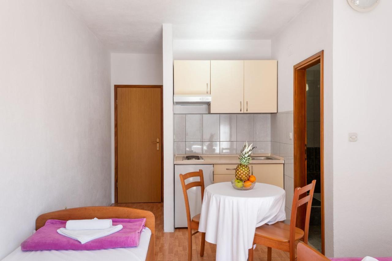 Niko Apartments ドルヴェニク エクステリア 写真